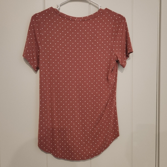 Old Navy V-Neck - Picture 2 of 4